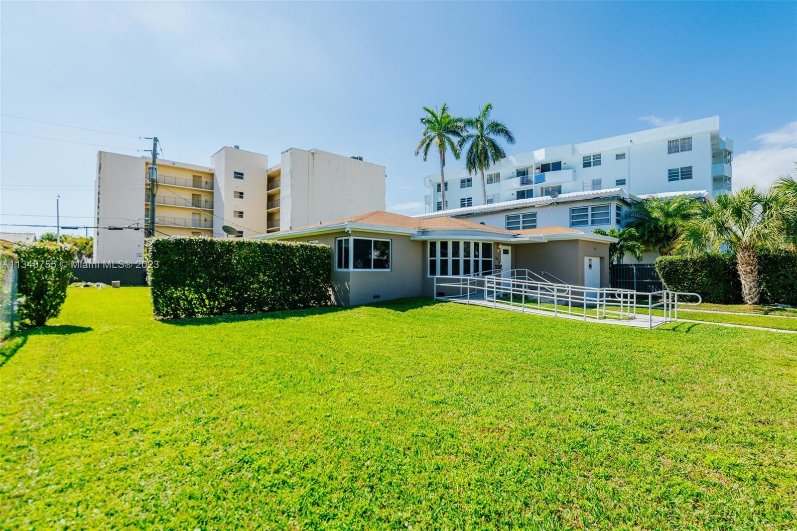 ISLE OF NORMANDY MIAMI VI - Residential