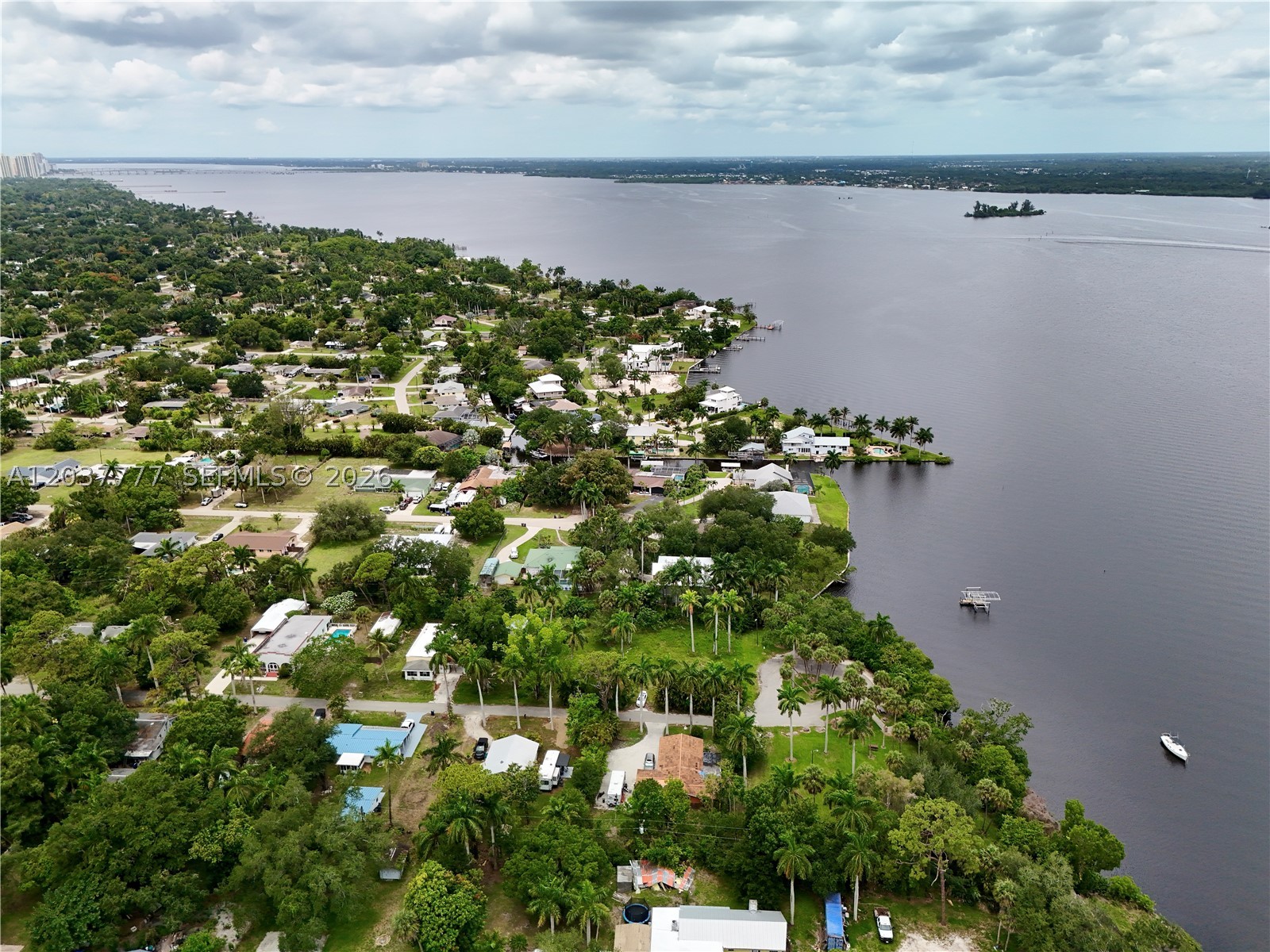 ALABAMA GROVE TERRACE - Land