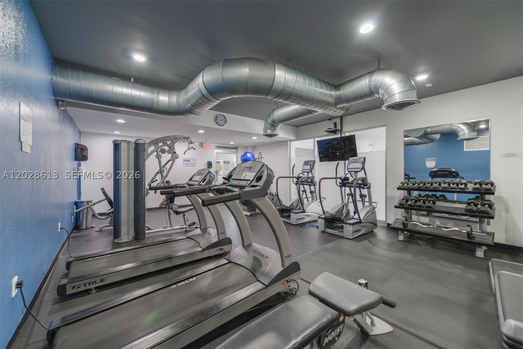 OCEAN VIEW TOWERS CONDO - Residential Lease