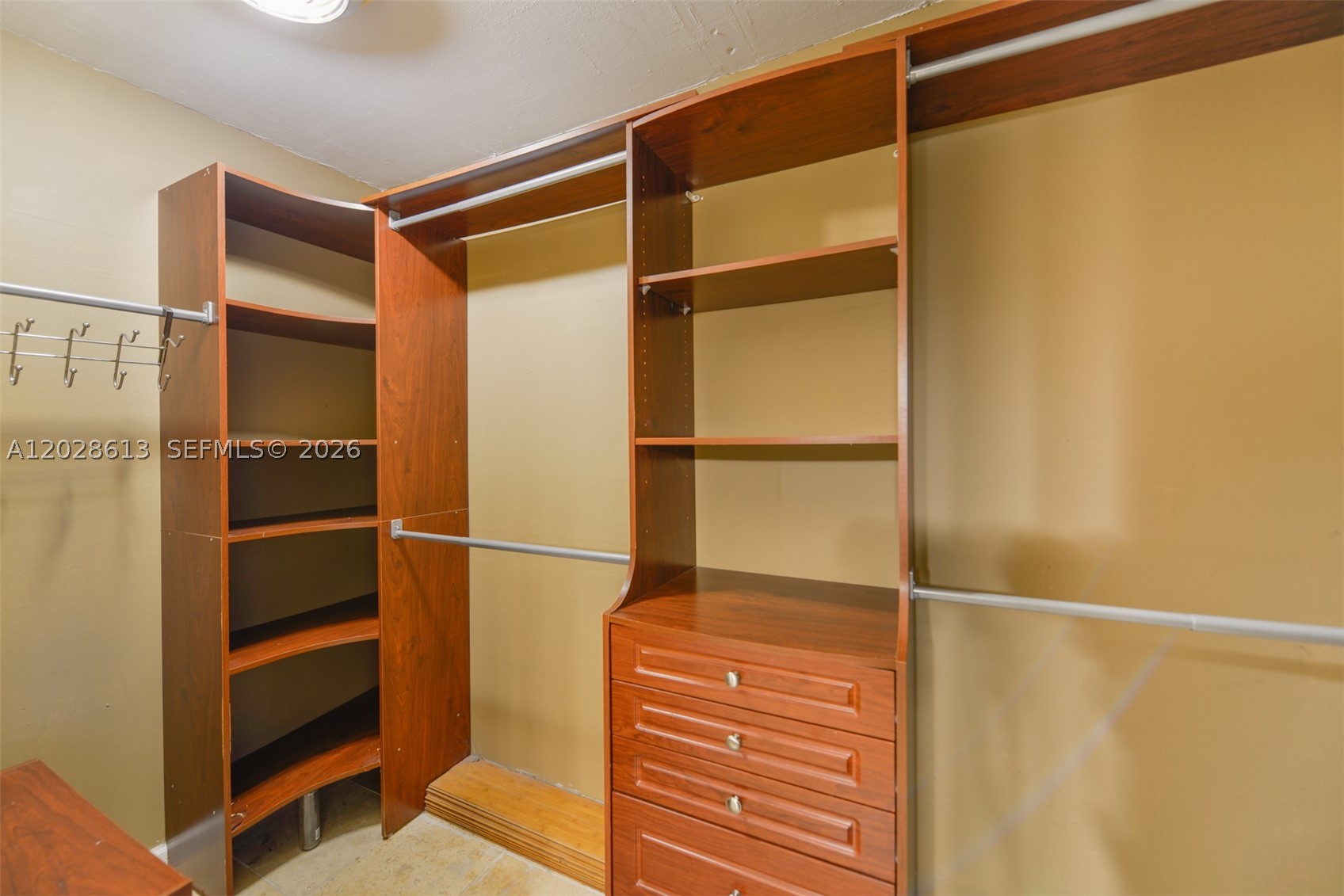 OCEAN VIEW TOWERS CONDO - Residential Lease