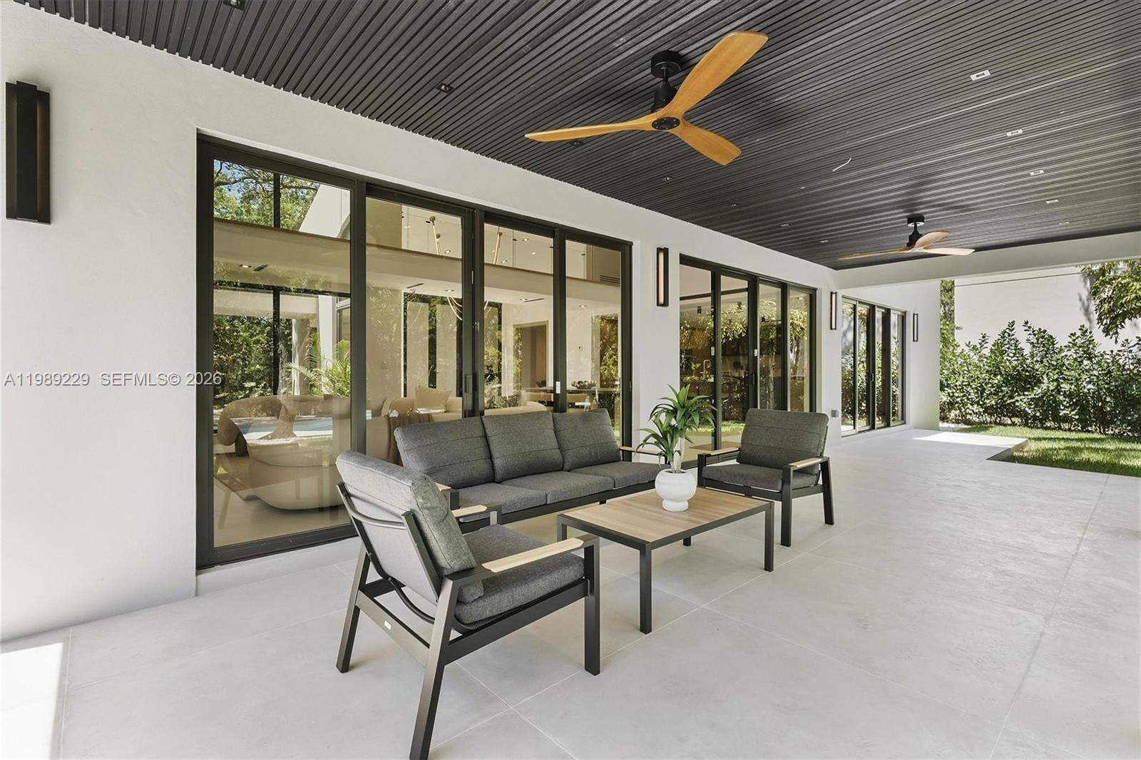 OAK POINT - Residential