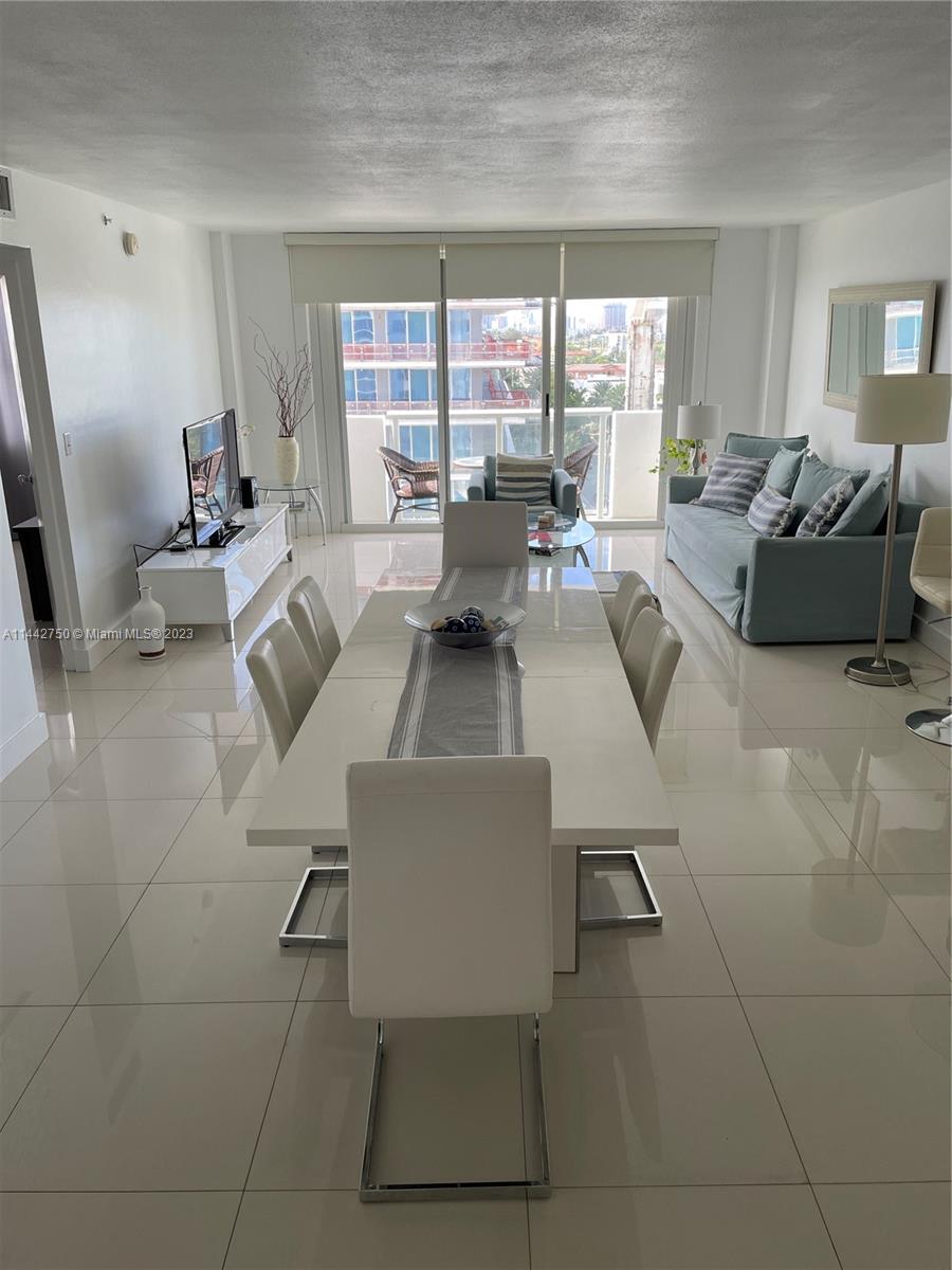CARLISLE ON THE OCEAN CON - Residential Lease