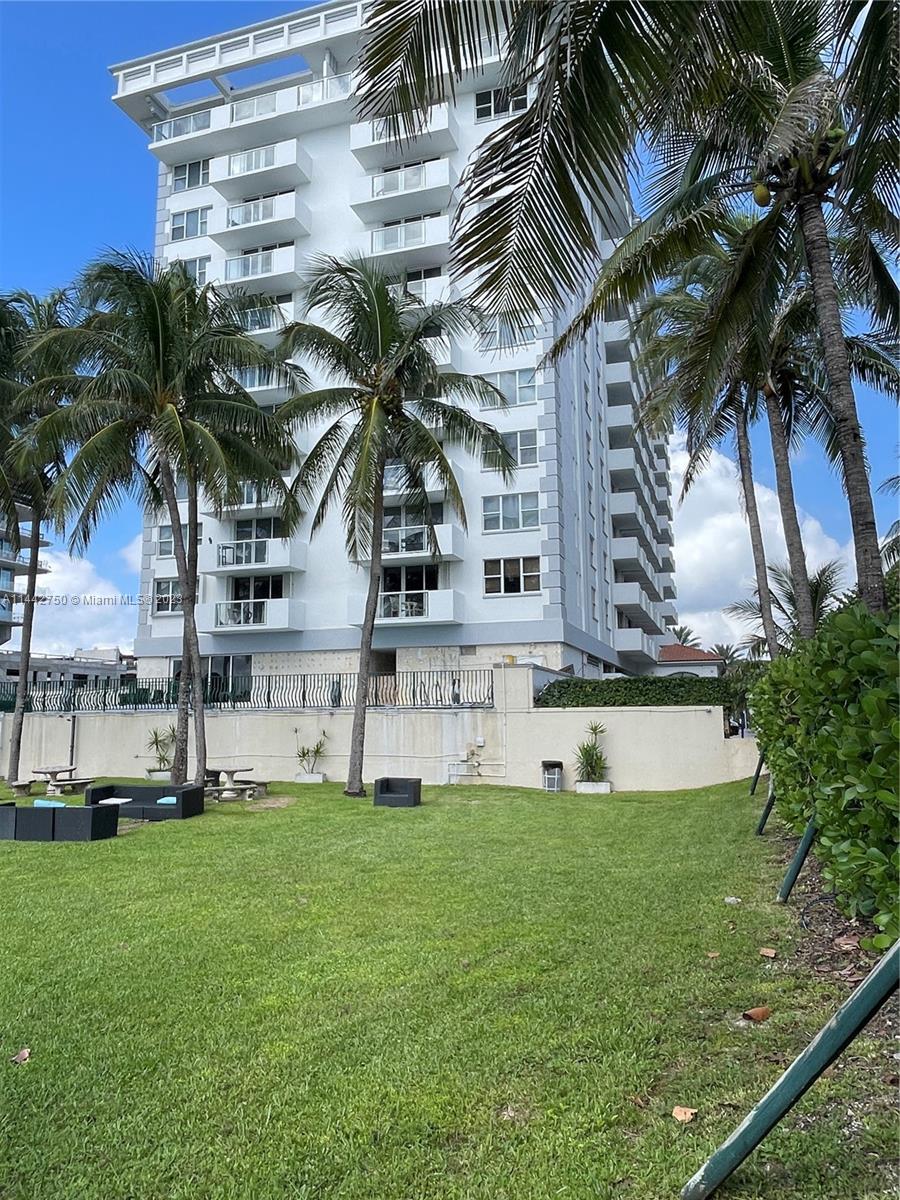 CARLISLE ON THE OCEAN CON - Residential Lease
