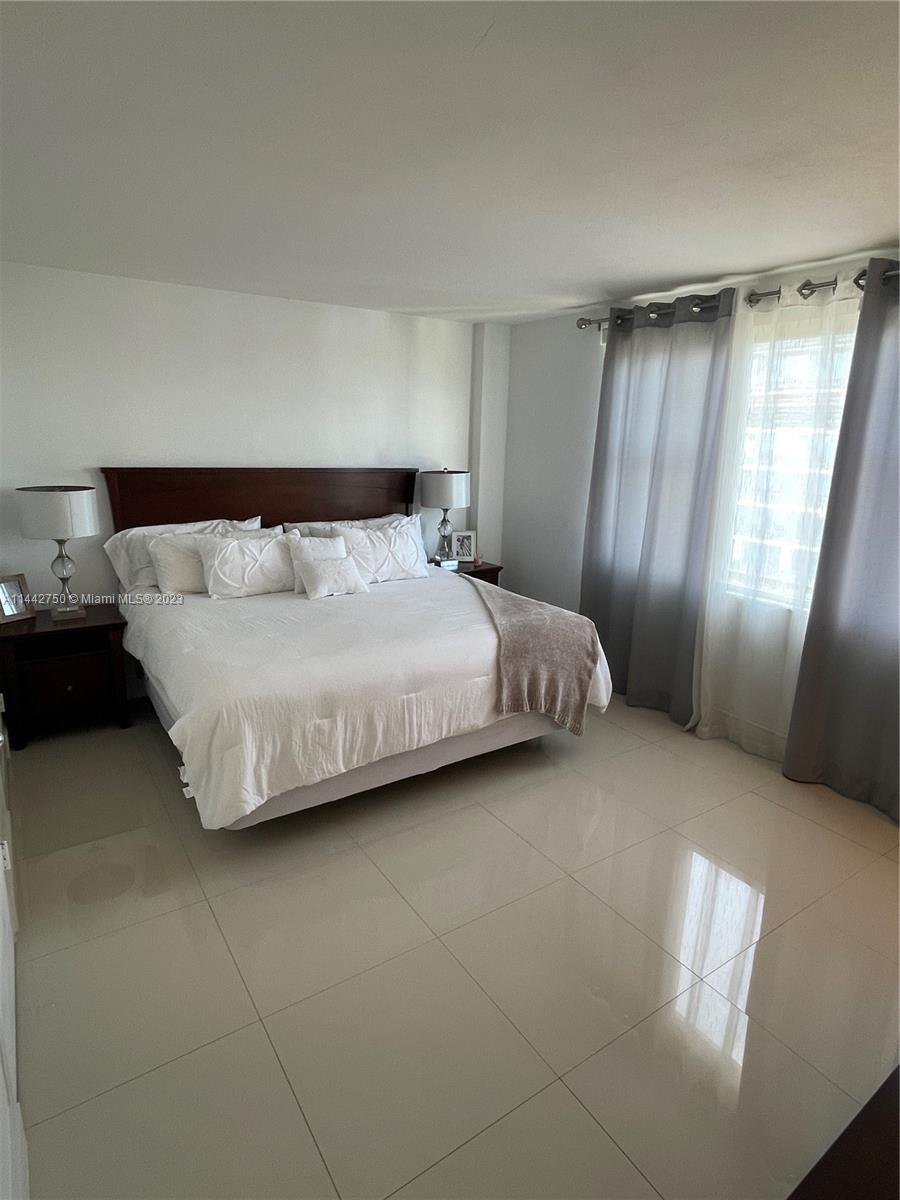 CARLISLE ON THE OCEAN CON - Residential Lease