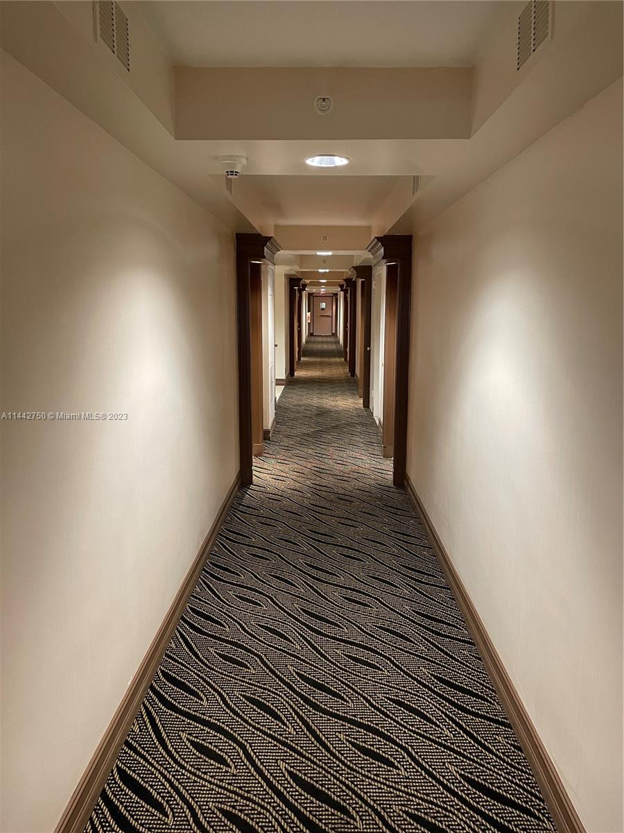 CARLISLE ON THE OCEAN CON - Residential Lease