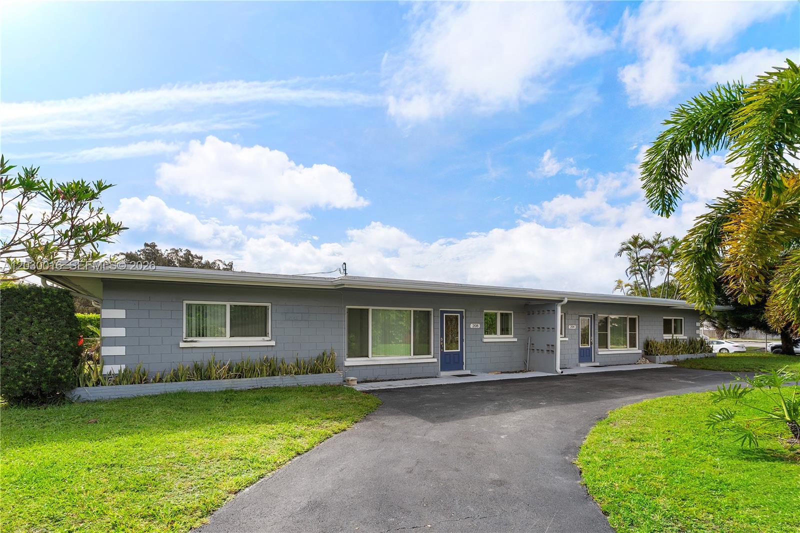 BOYNTON HEIGHTS - Residential Lease