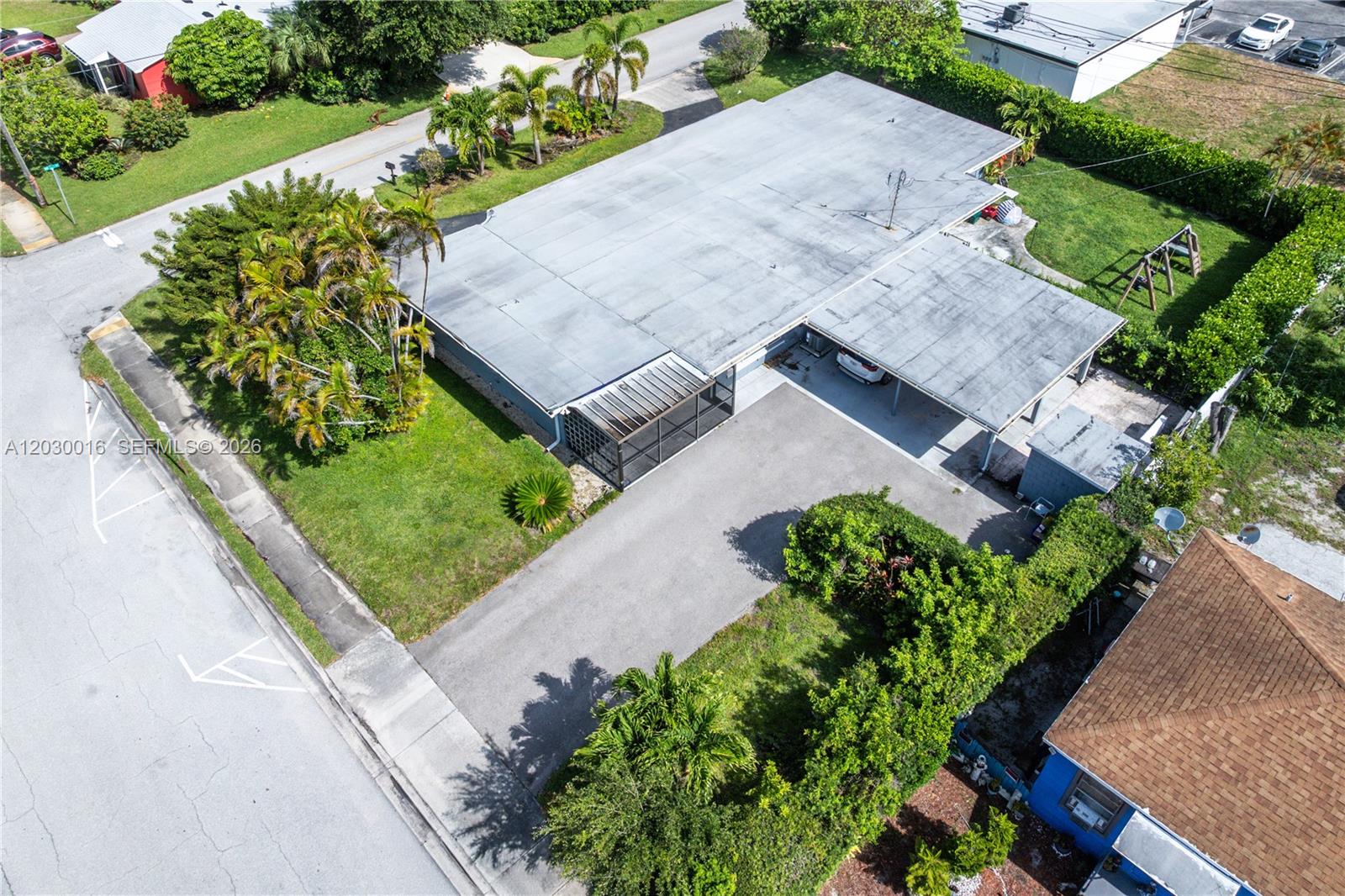BOYNTON HEIGHTS - Residential Lease