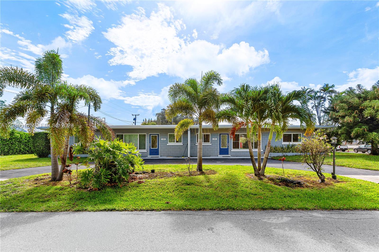 BOYNTON HEIGHTS - Residential Lease