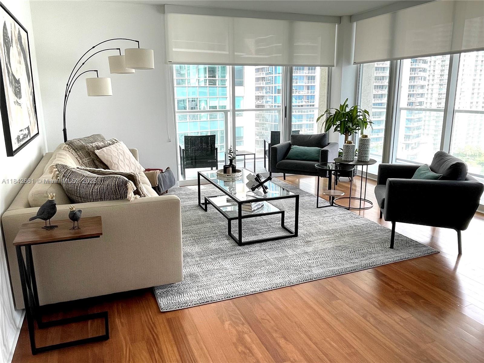 THE MARK ON BRICKELL COND - Residential