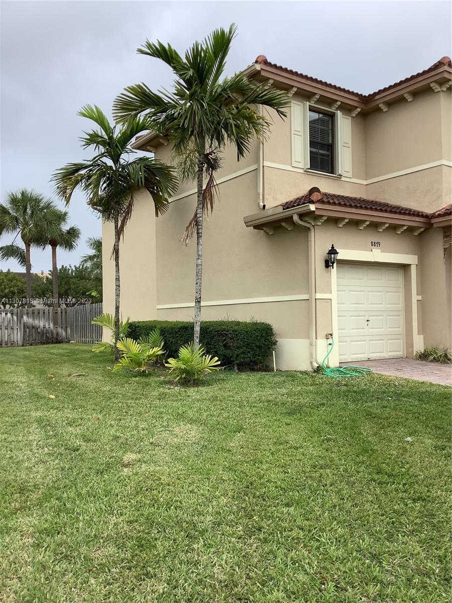 TRELLIS AT BAYSHORE - Residential Lease