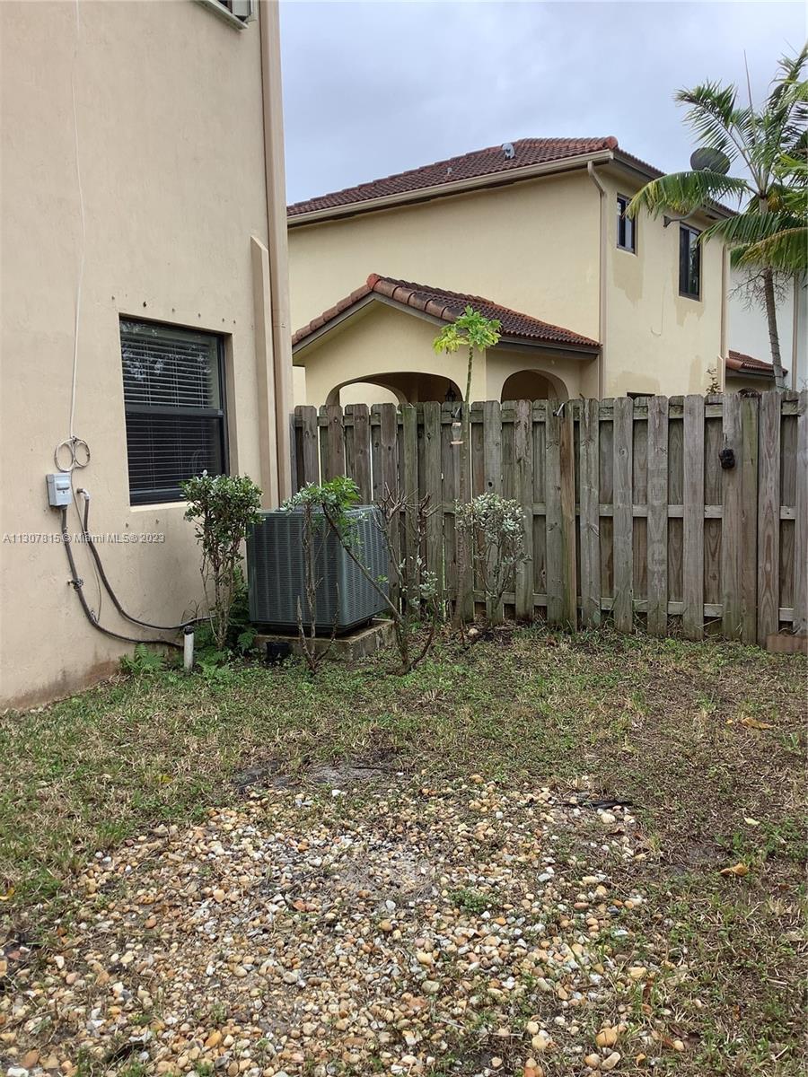 TRELLIS AT BAYSHORE - Residential Lease