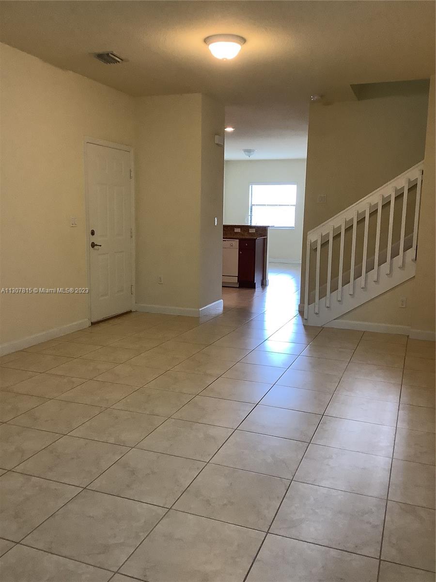 TRELLIS AT BAYSHORE - Residential Lease
