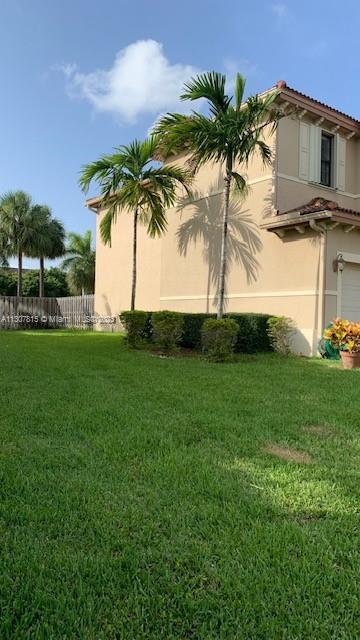 TRELLIS AT BAYSHORE - Residential Lease