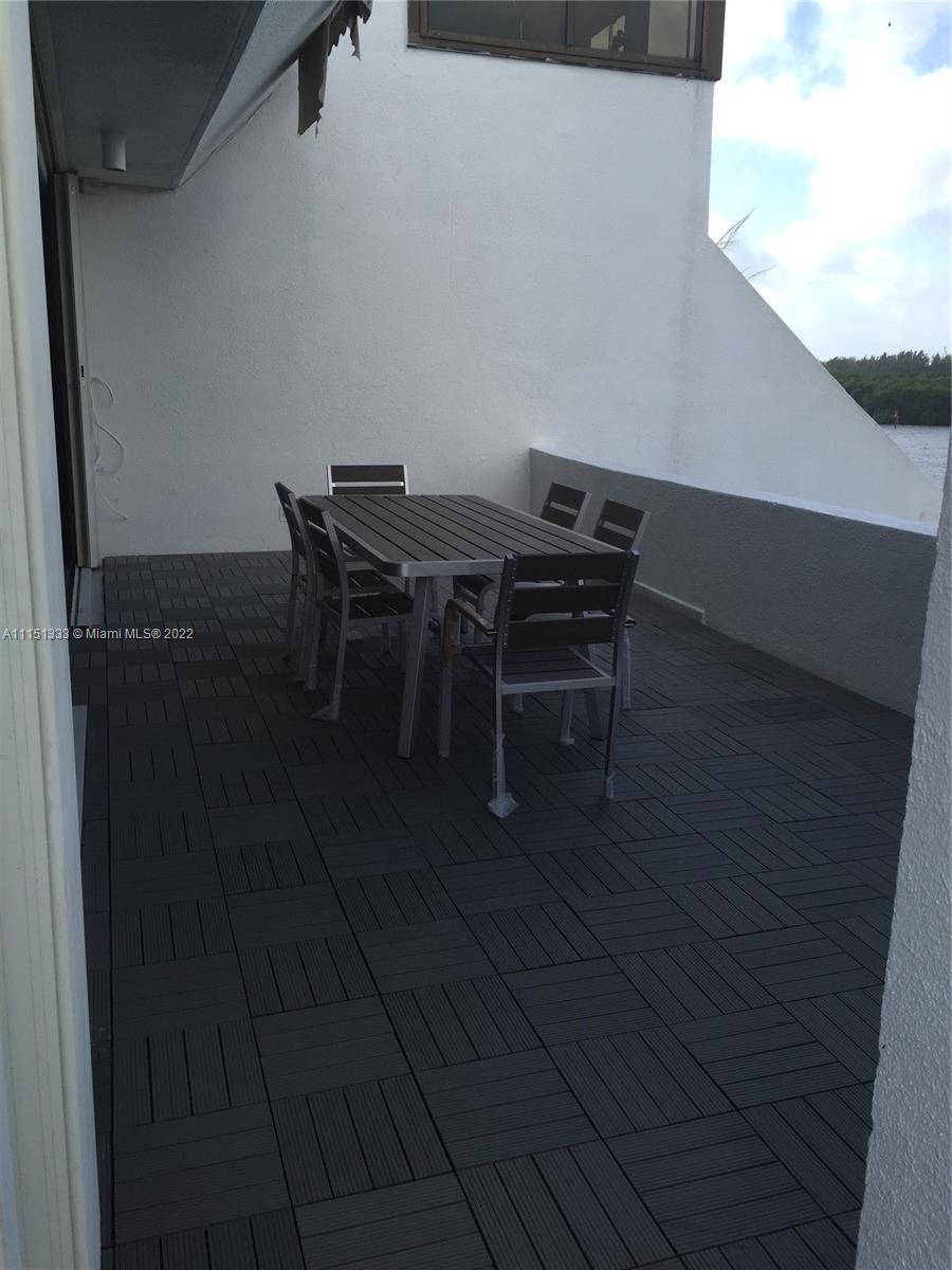 POINCIANA IS YT & RCQ CLU - Residential