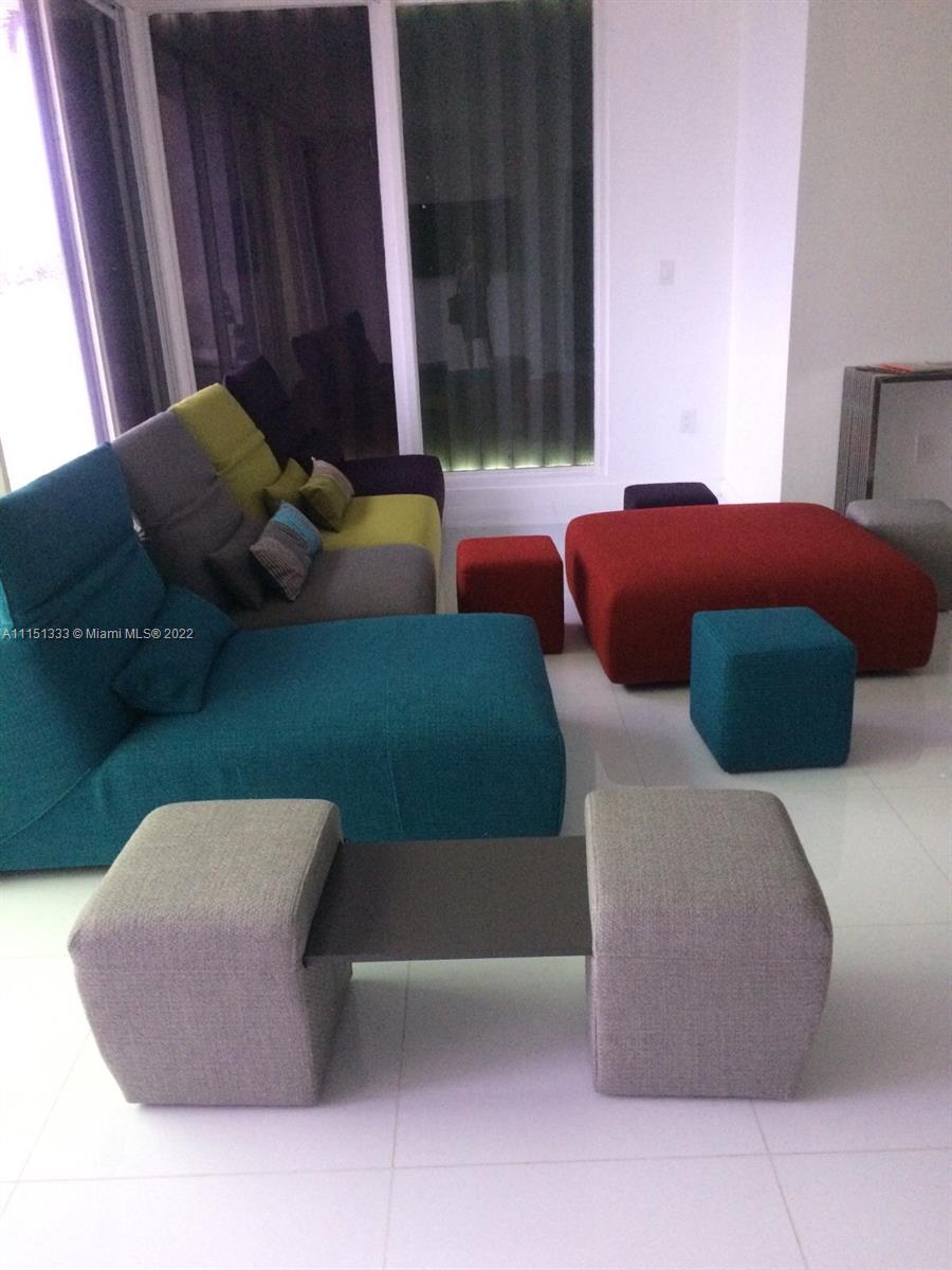 POINCIANA IS YT & RCQ CLU - Residential