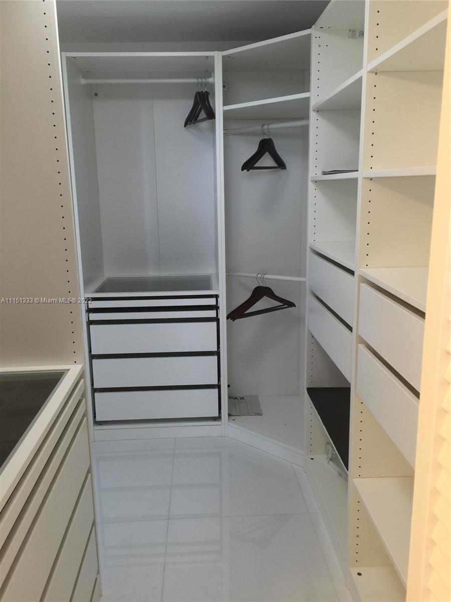 POINCIANA IS YT & RCQ CLU - Residential