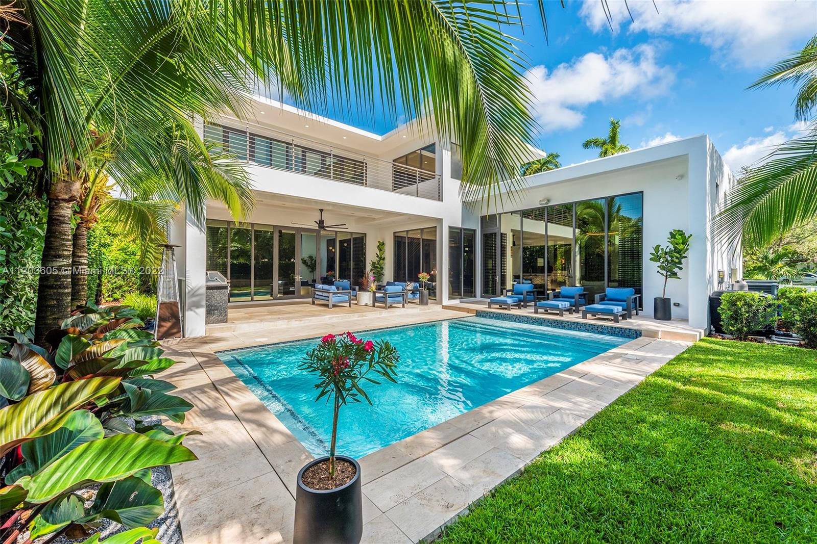 UNIVERSITY ESTATES - Residential