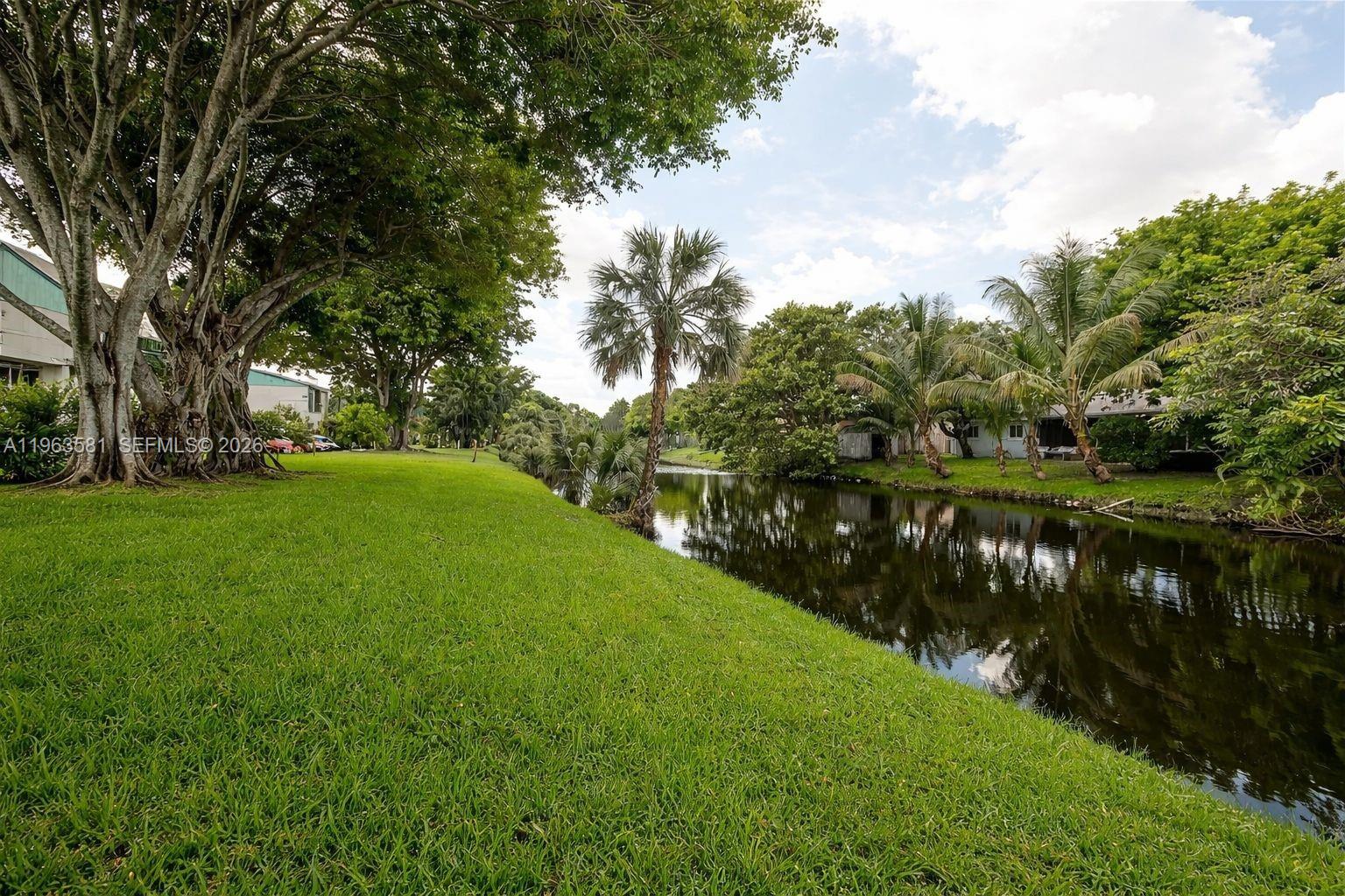 NEWPORT AT LAUDERHILL CON - Residential