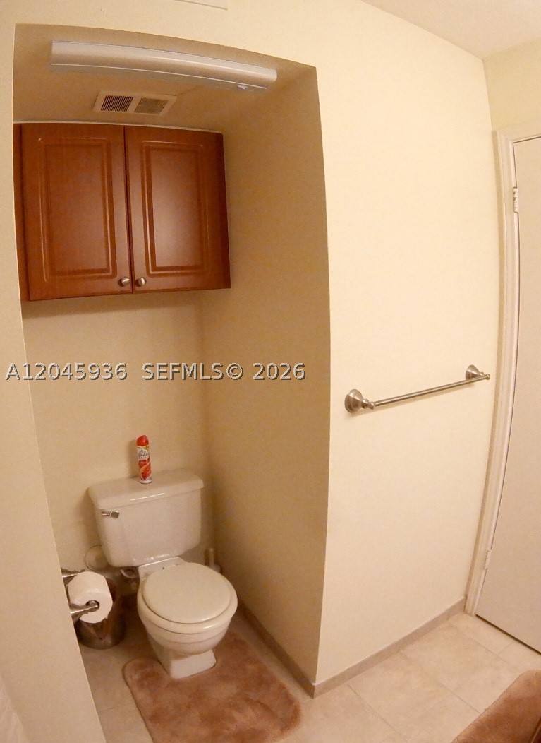 SAILBOAT POINTE CONDO - Residential