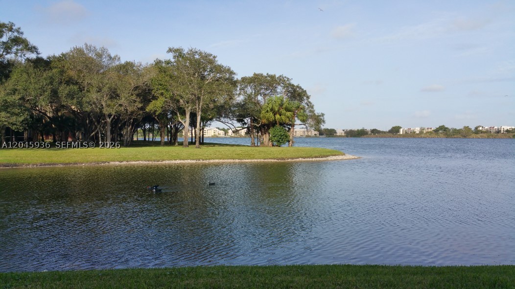 SAILBOAT POINTE CONDO - Residential