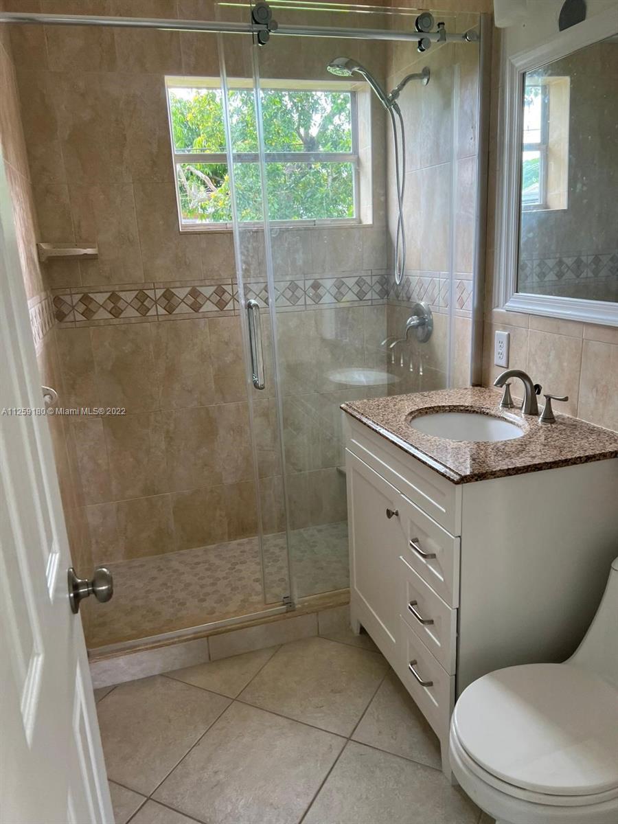 SOUTHGATE SECOND ADD - Residential Lease