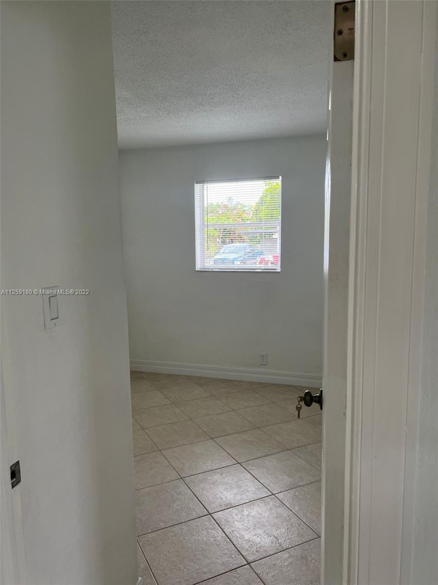 SOUTHGATE SECOND ADD - Residential Lease