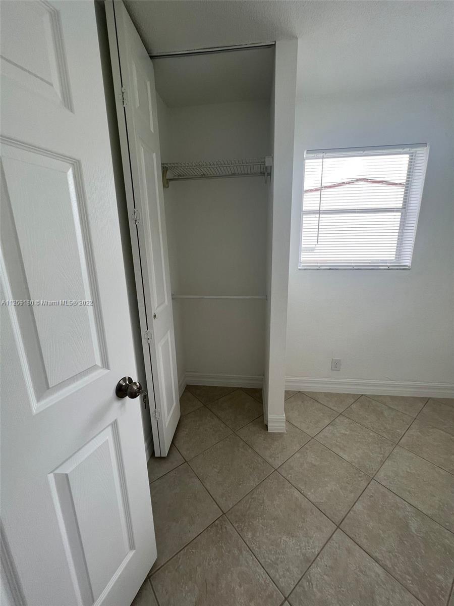 SOUTHGATE SECOND ADD - Residential Lease