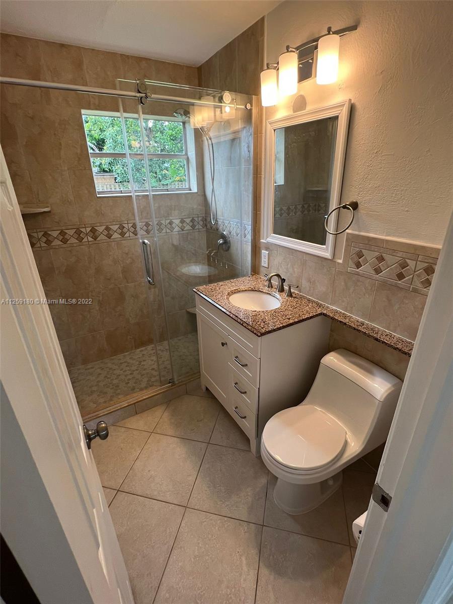 SOUTHGATE SECOND ADD - Residential Lease