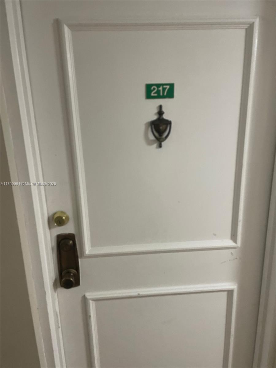 OMEGA CONDO NO 4 - Residential Lease