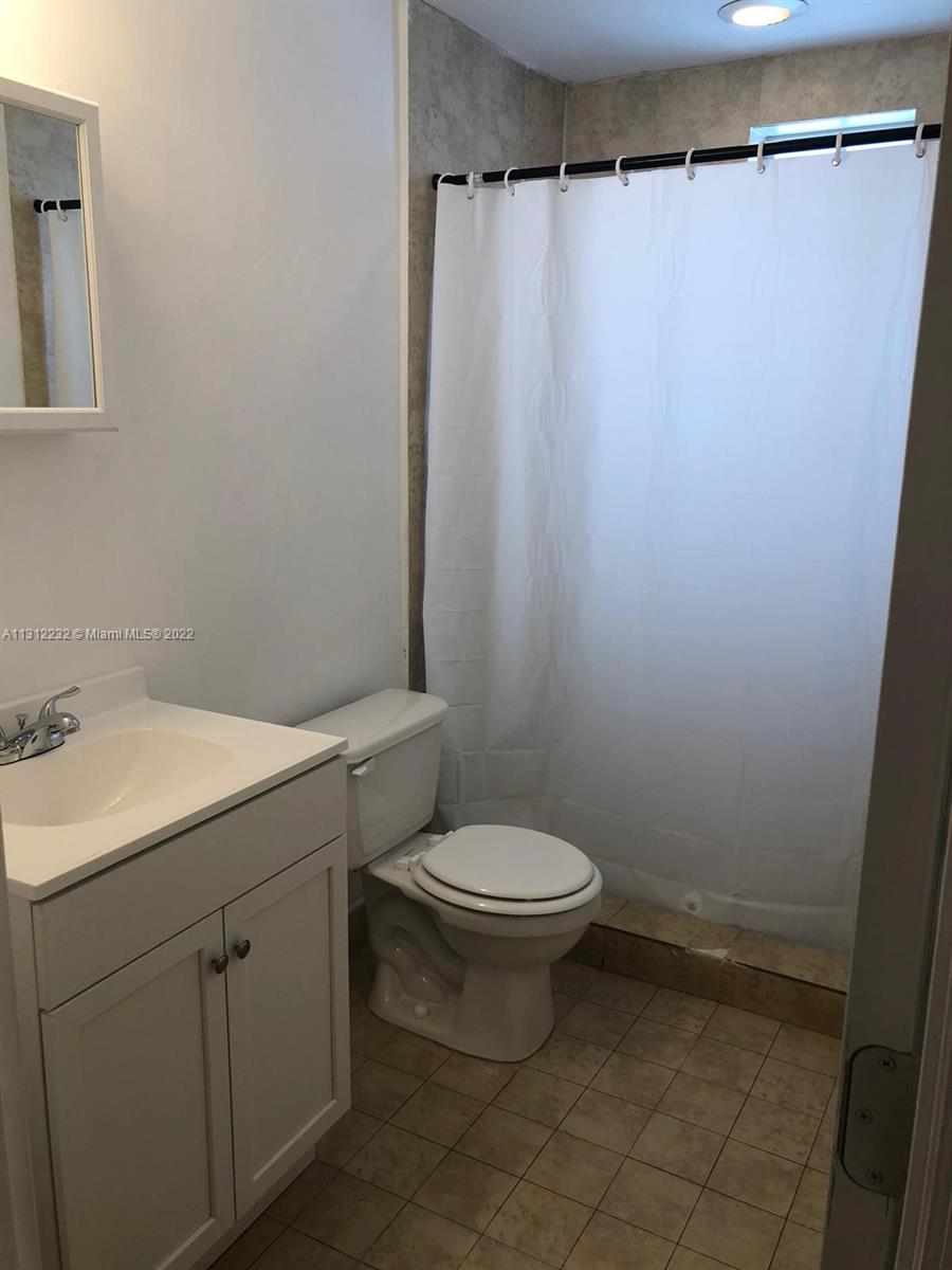 MERIDIAN DECO CONDO - Residential Lease