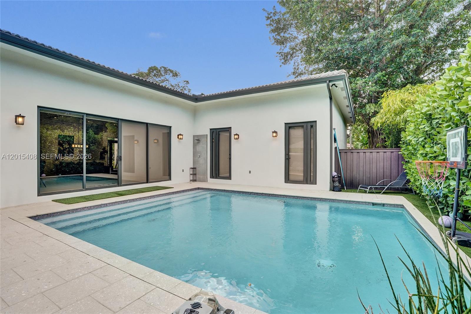 SHADY RIDGE ESTATES - Residential