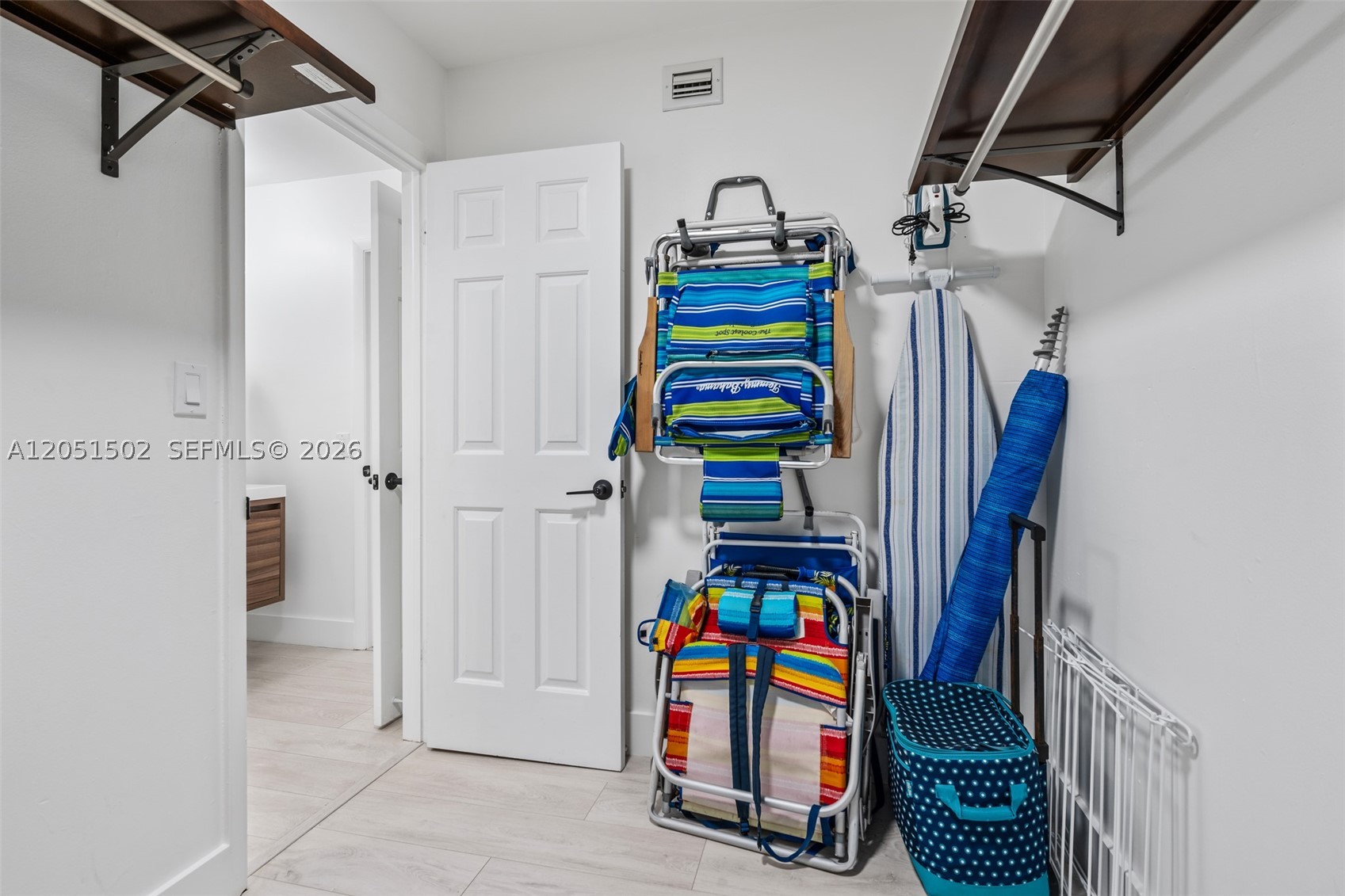 HIDDEN WOODS OF DEER CREE - Residential Lease