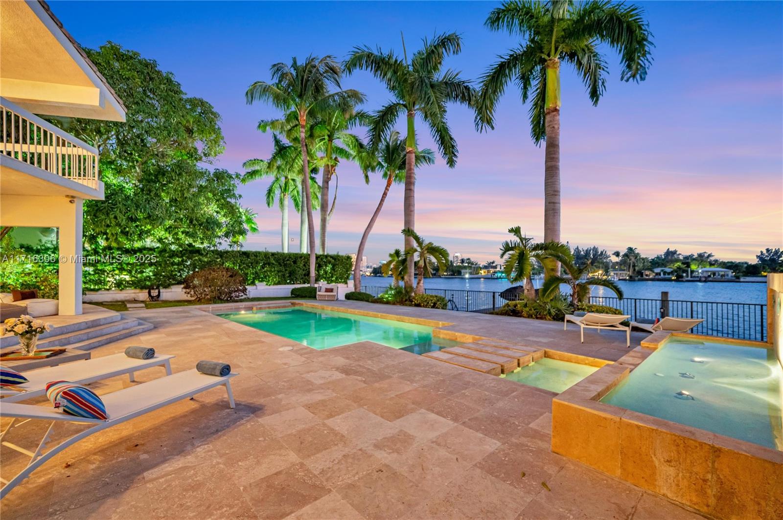BISCAYNE POINT - Residential