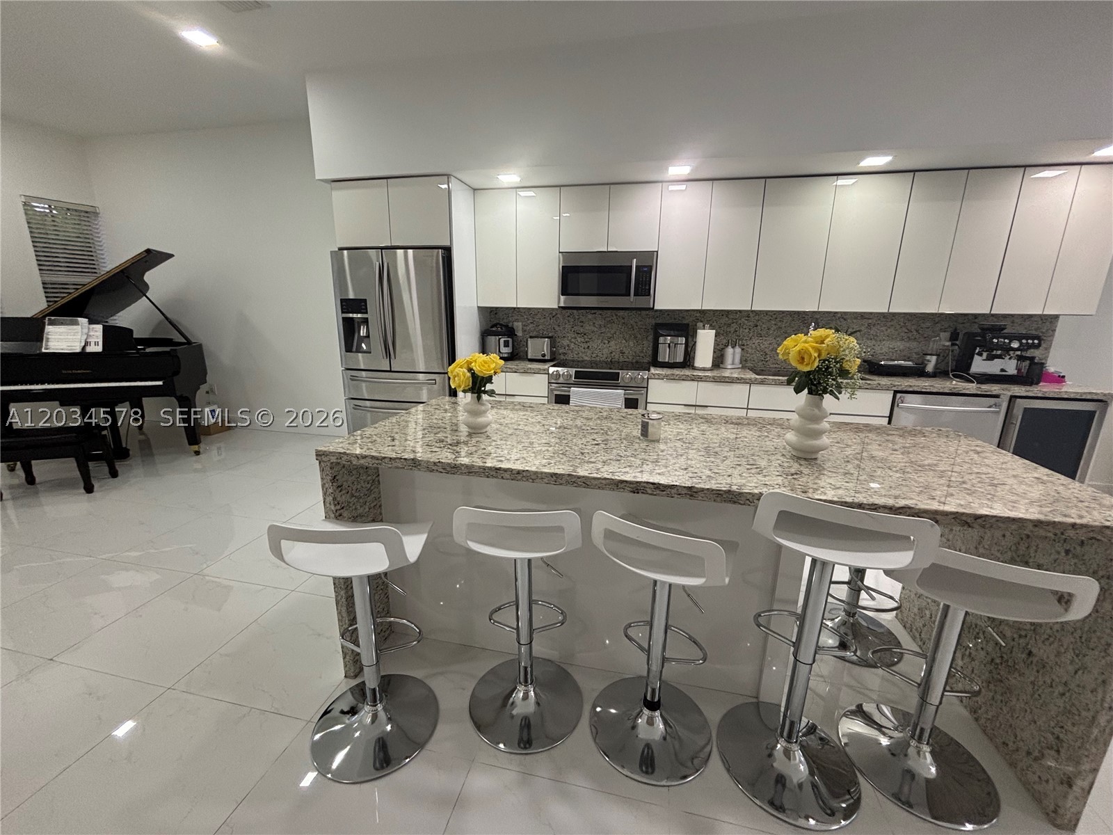 POINCIANA AT SUNSET LAKES - Residential Lease