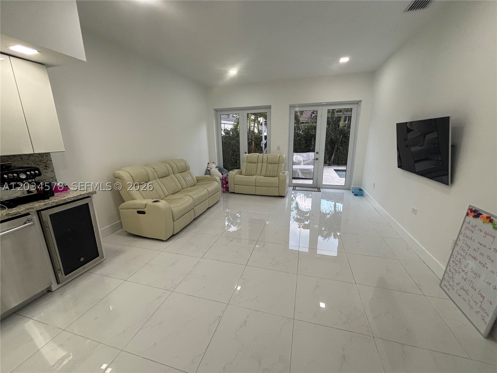 POINCIANA AT SUNSET LAKES - Residential Lease