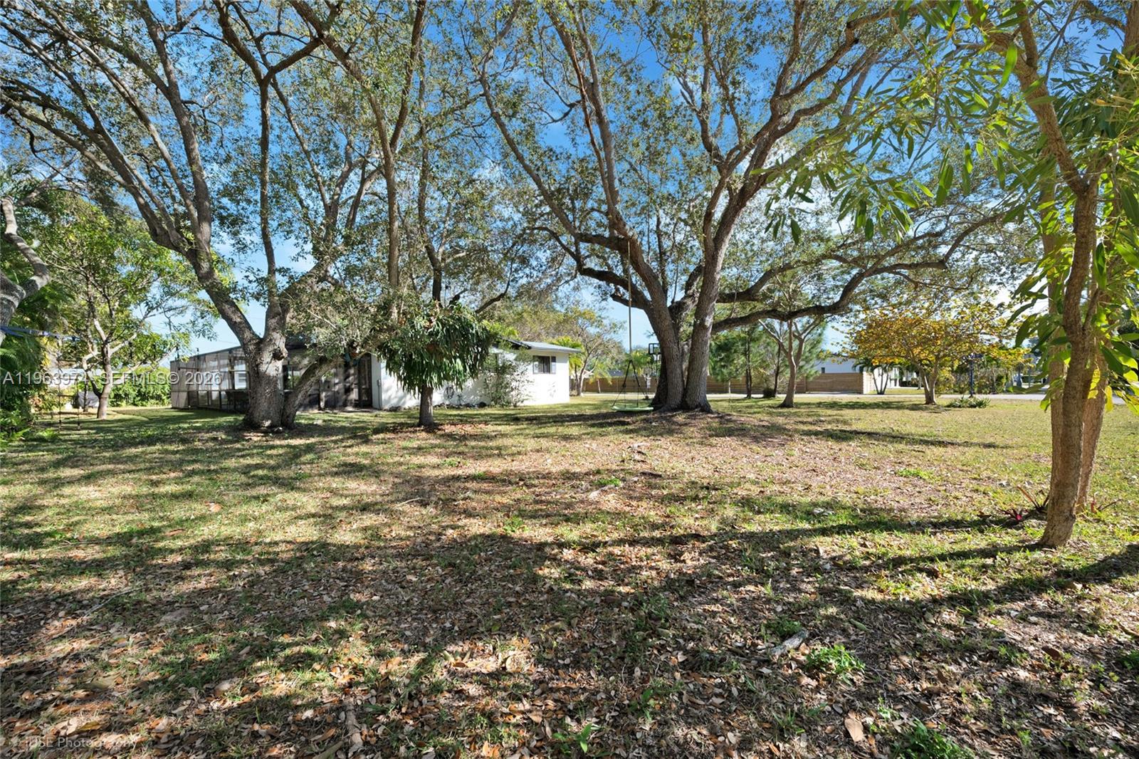 MALBROOK - Residential