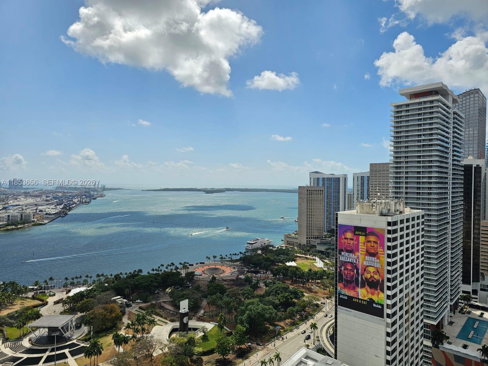 Unit comes with STORAGE. Rarely available studio—This gorgeous and spacious southeast-facing unit offers breathtaking views of the Ocean, Biscayne Bay, and Miami’s iconic skyline. Recently updated with a new A/C, refrigerator, cooktop, and microwave, the apartment is move-in ready and ideal for comfortable, modern living.
Located in the heart of Downtown Miami, it offers unbeatable access to public transportation, world-class restaurants, nightlife, the financial district, and is just minutes from the airport. The bldg features resort-style amenities including multiple pools, a full-service spa with indoor jacuzzi, sauna, steam room, fitness center, business lounge, and theater.
This is a unique chance to own a studio in one of Miami’s most desirable luxury buildings.