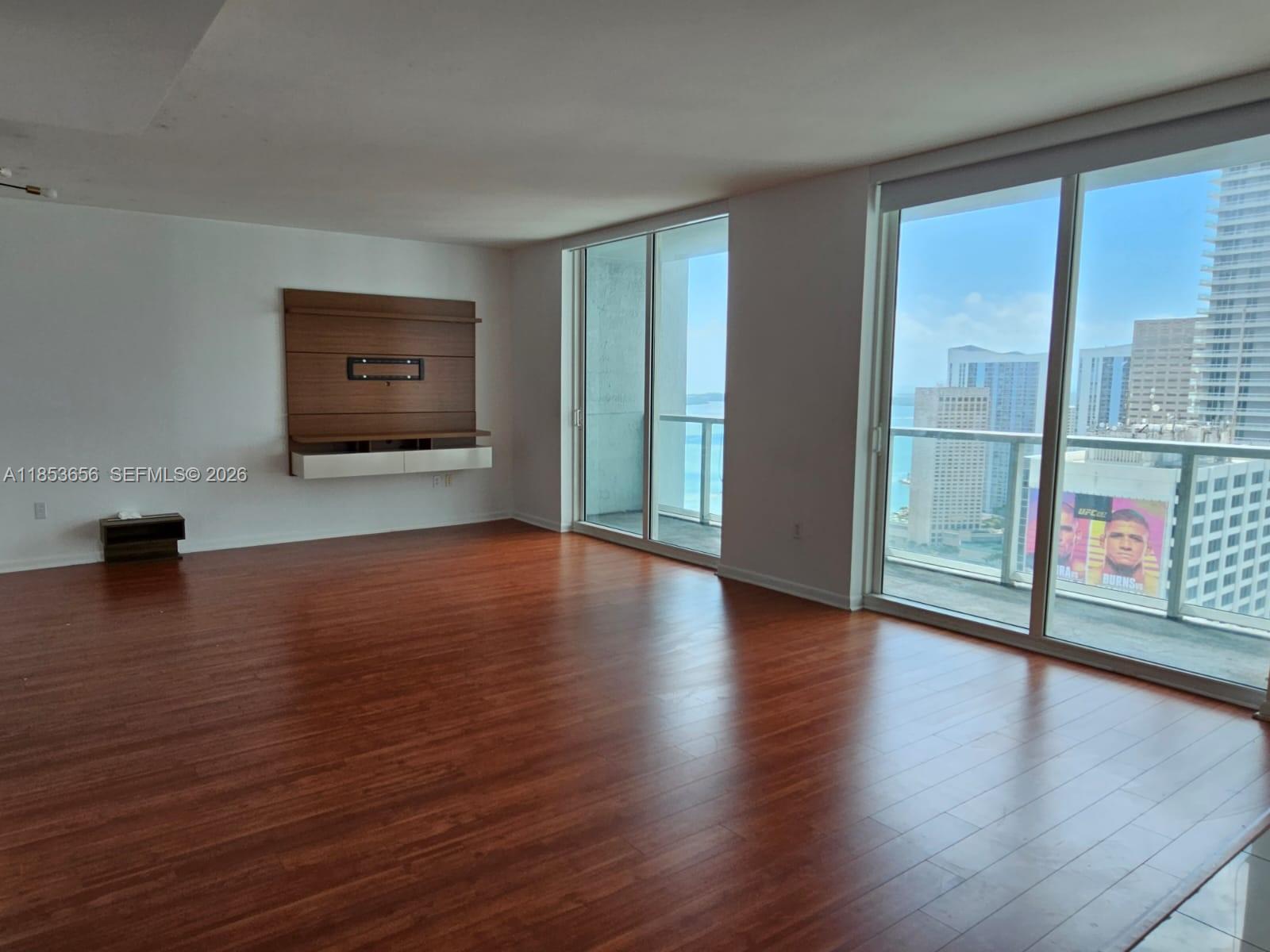 VIZCAYNE NORTH CONDO - Residential