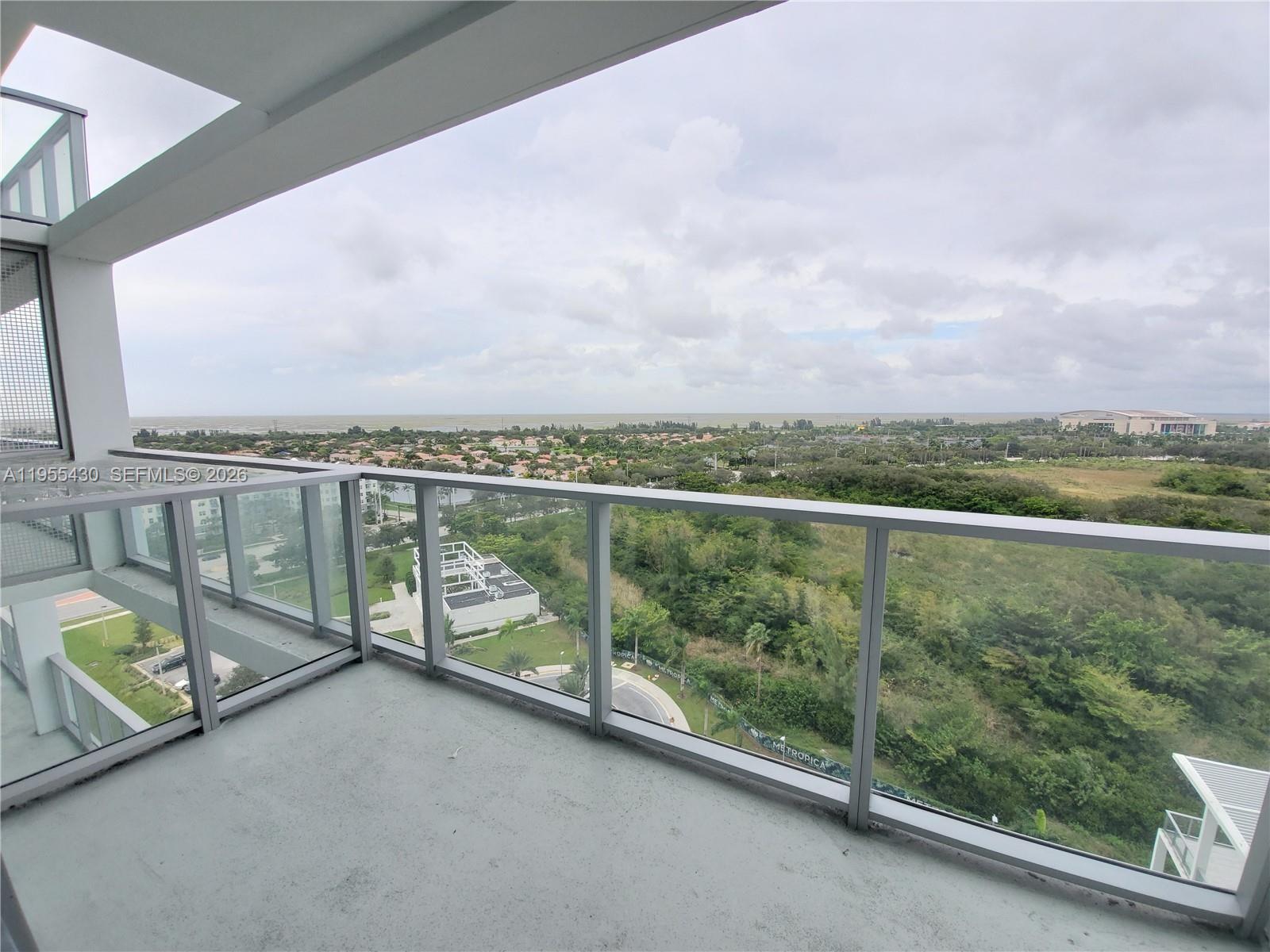METROPICA NORTH TOWER ONE - Residential