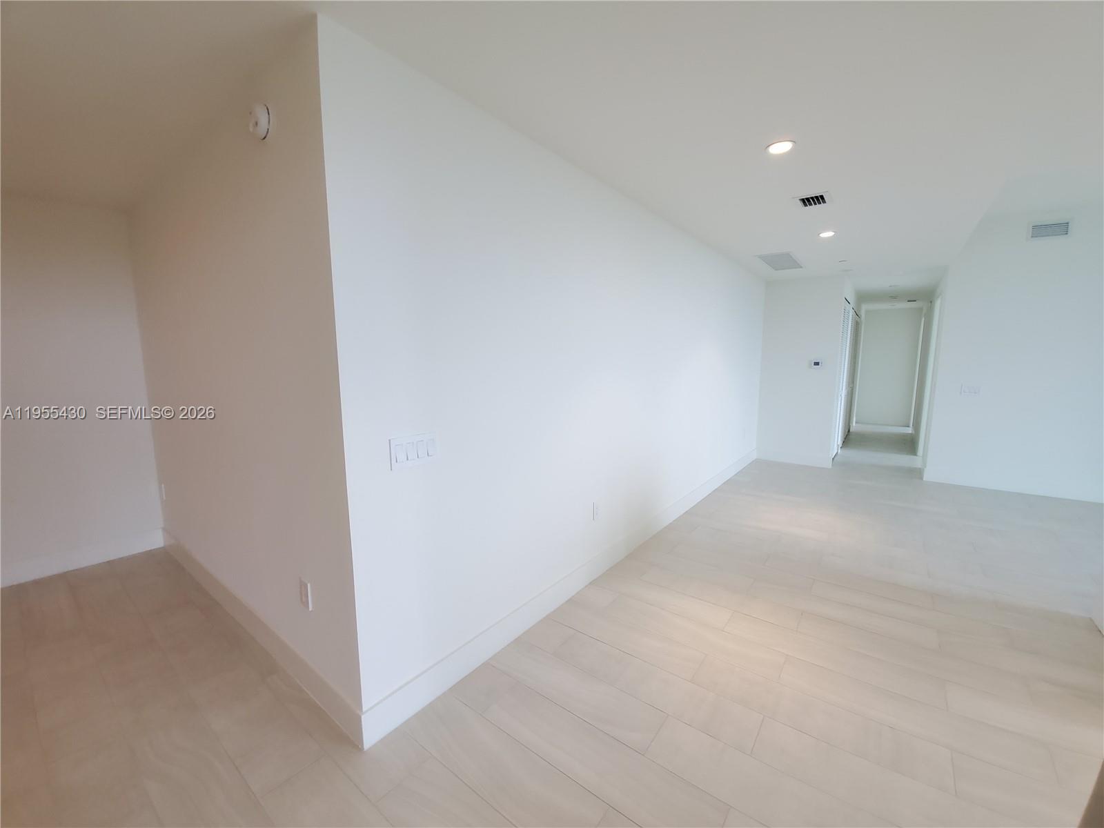 METROPICA NORTH TOWER ONE - Residential