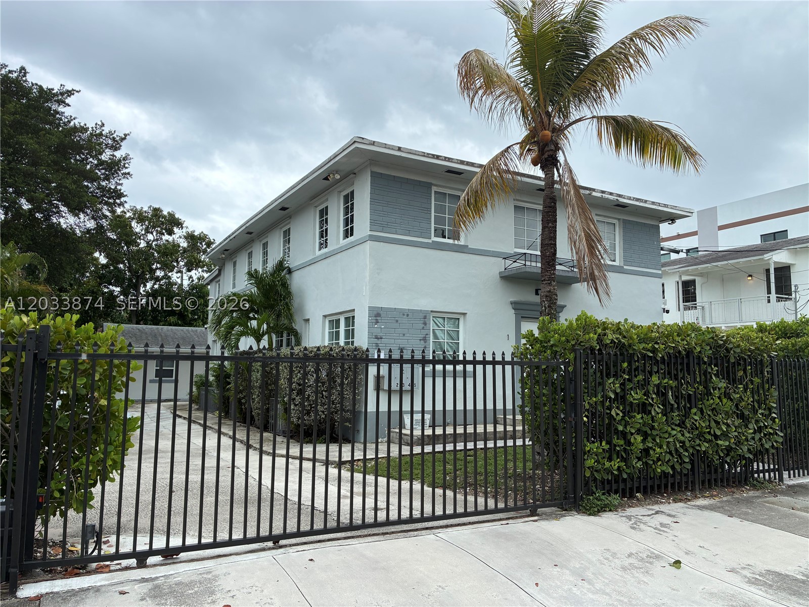 NORTH GATE - Residential Lease