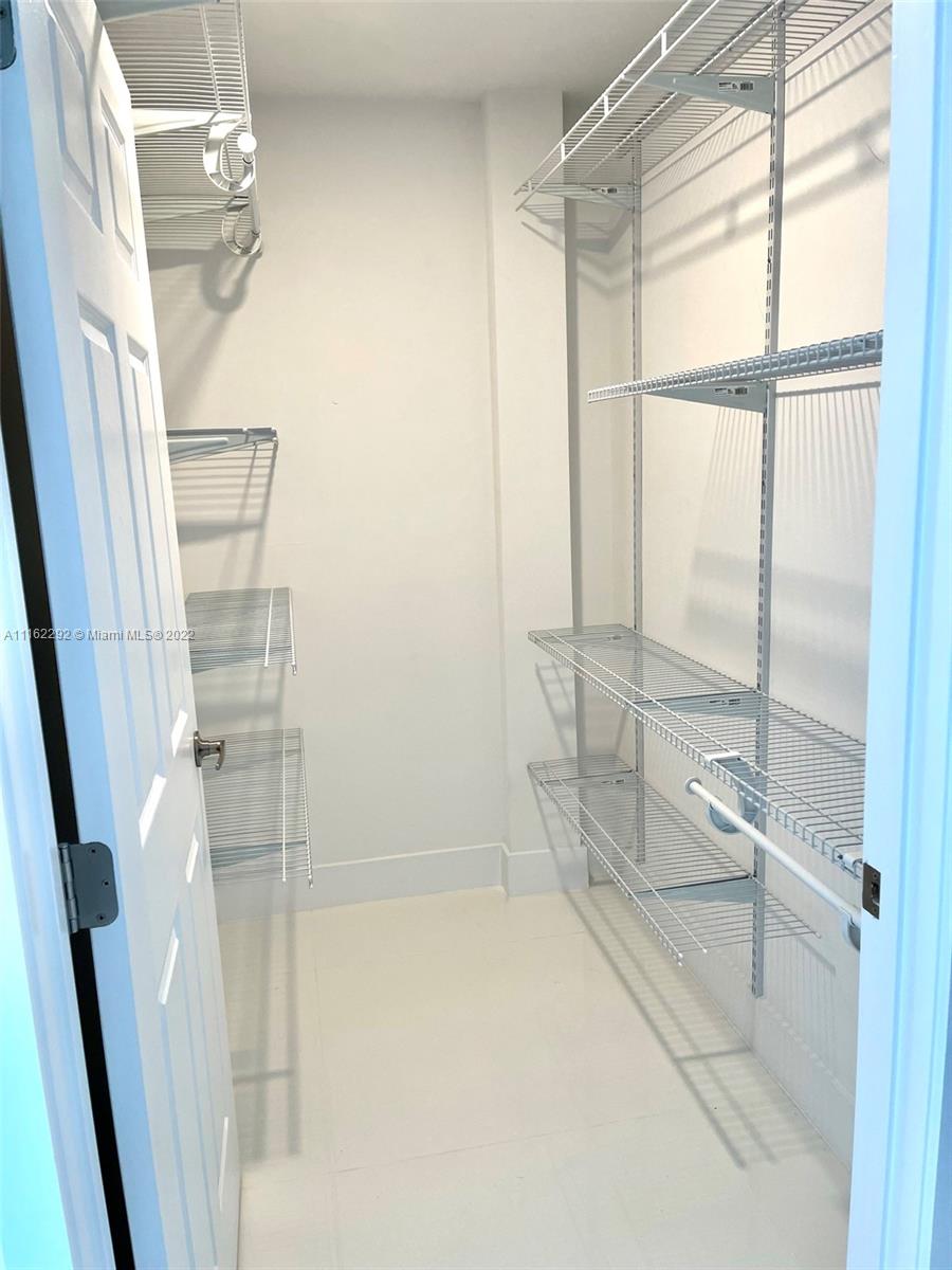 FLORIDA FRUIT LAND COMPAN - Residential Lease