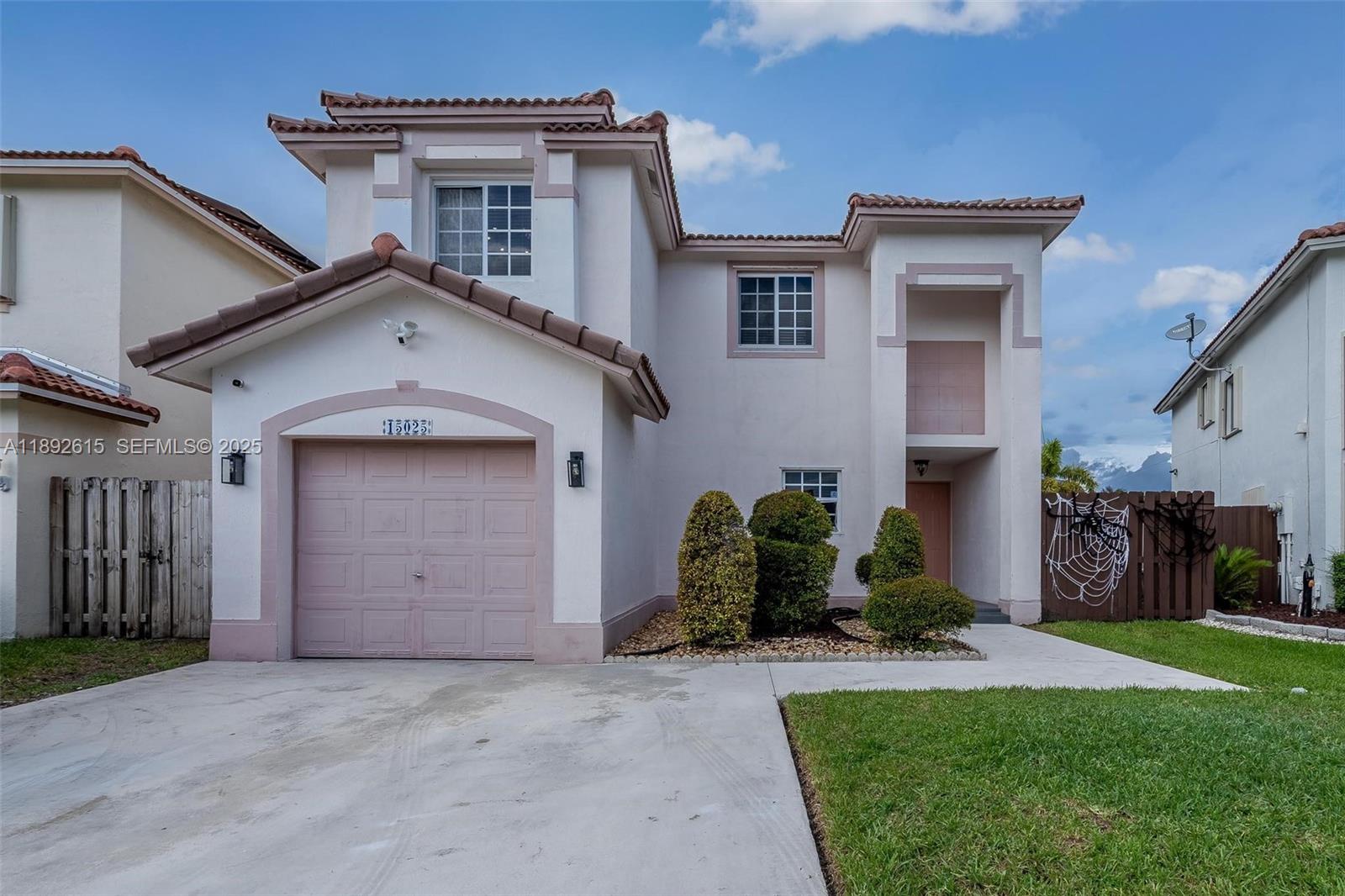 BRIGHTONS MEADOW TRACE - Residential Lease