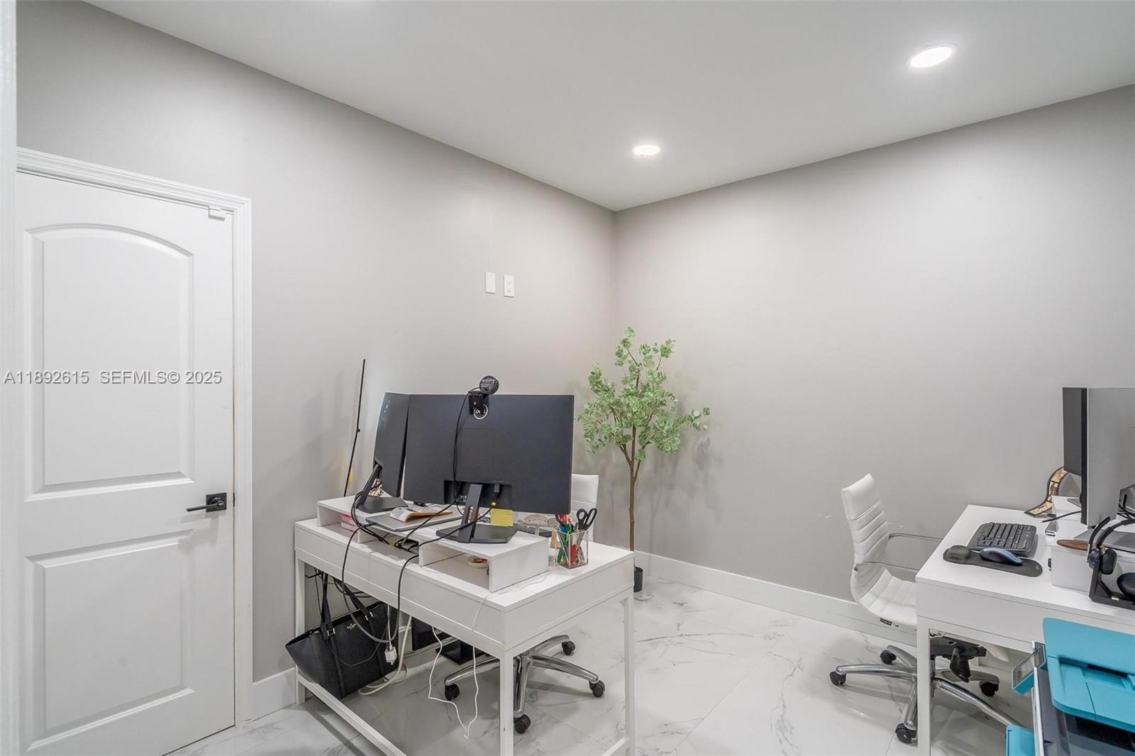 BRIGHTONS MEADOW TRACE - Residential Lease