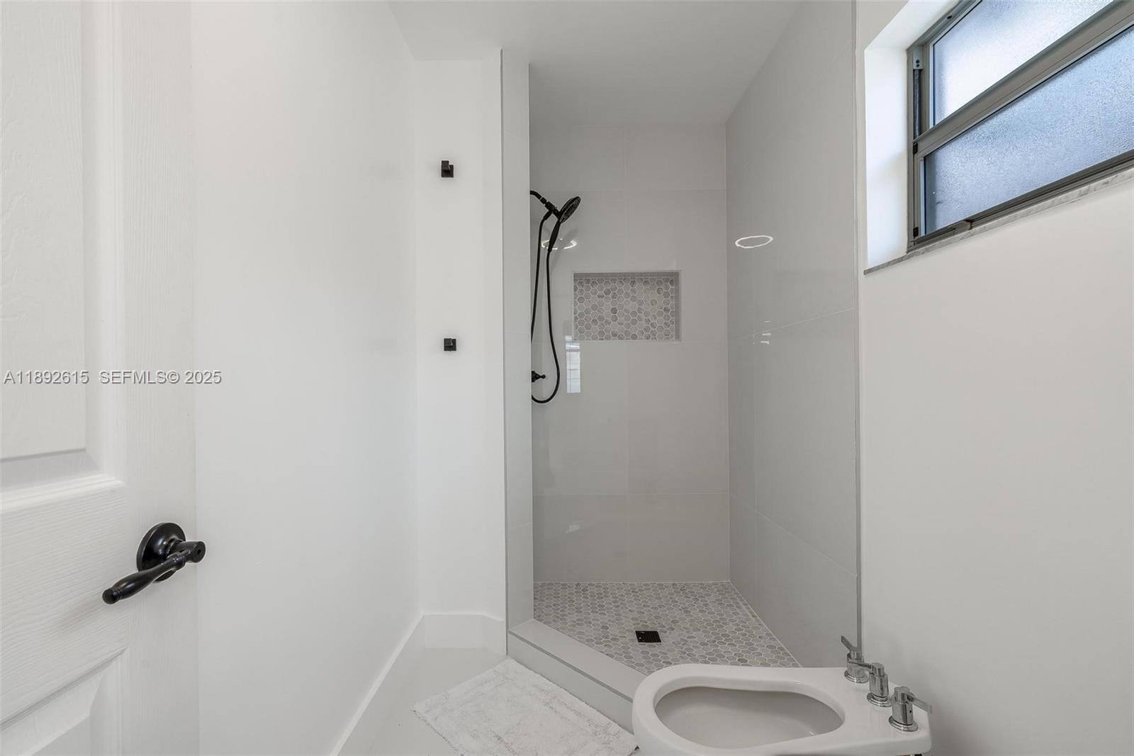 BRIGHTONS MEADOW TRACE - Residential Lease