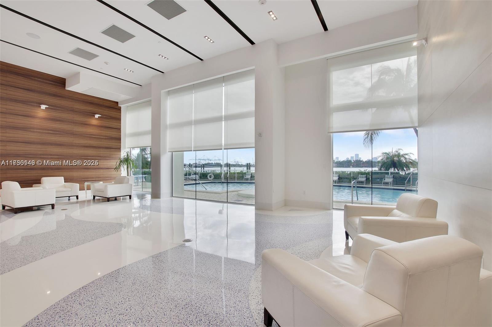 THE FLORIDIAN CONDO - Residential
