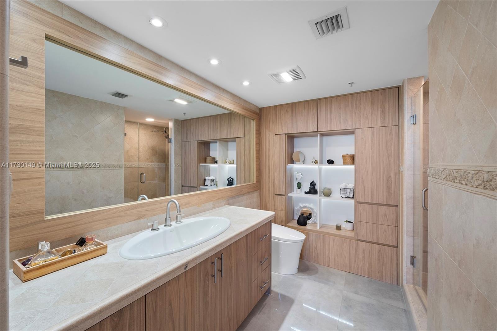 THE FLORIDIAN CONDO - Residential