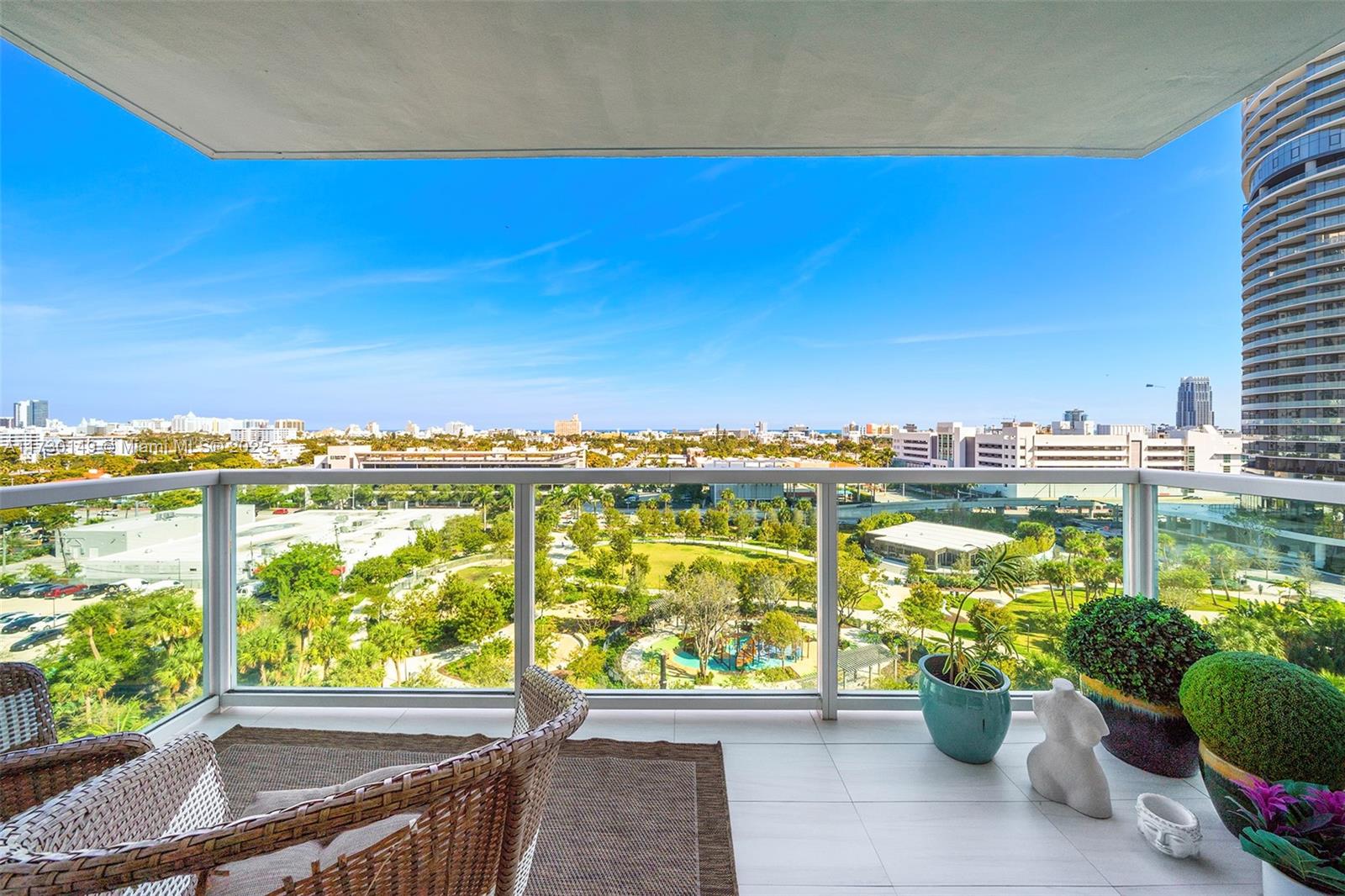 THE FLORIDIAN CONDO - Residential