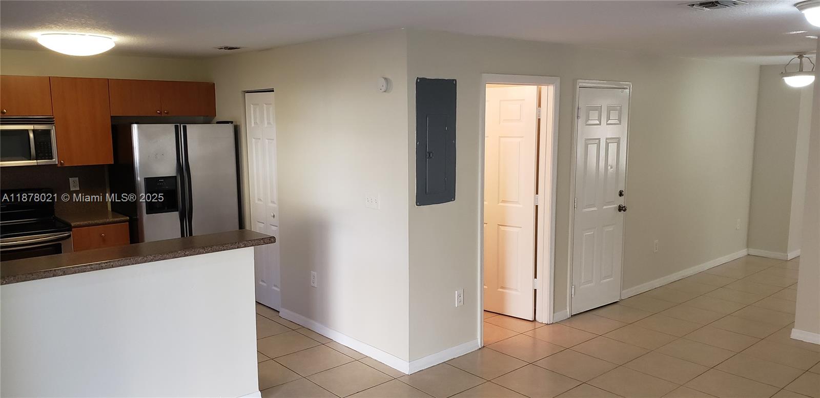 CEDARS WOODS HOMES CONDO - Residential Lease
