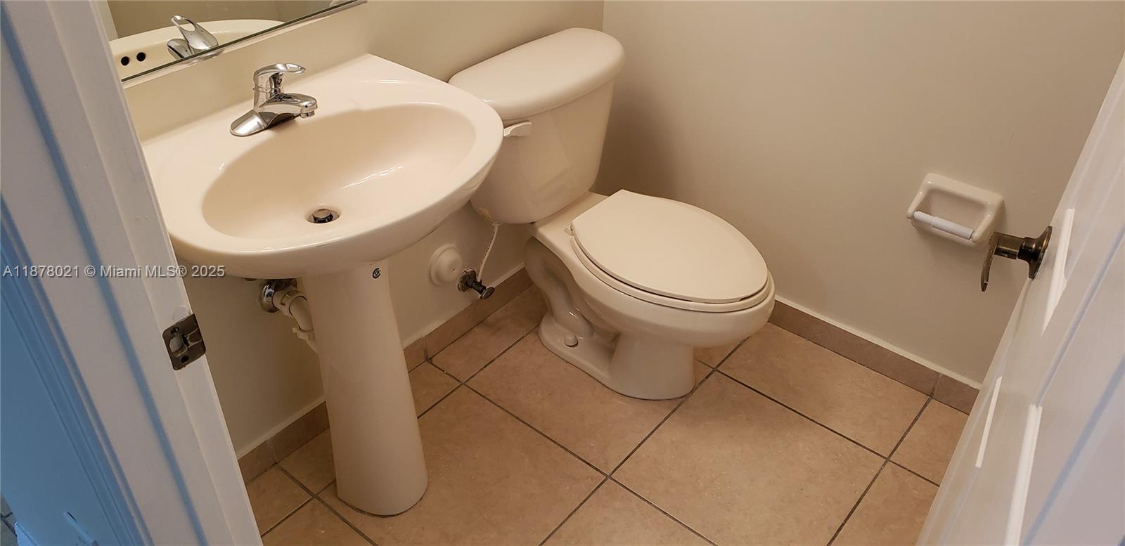 CEDARS WOODS HOMES CONDO - Residential Lease